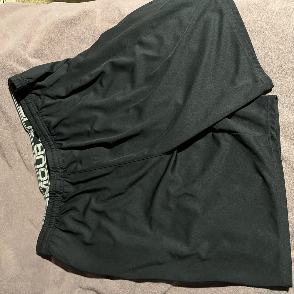 Men’s Underarmour Shorts
